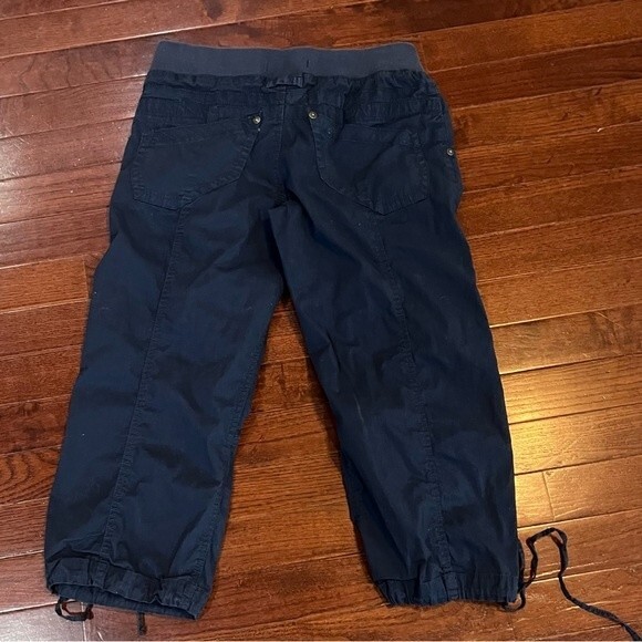 Navy low rise cotton crop pants with ties size 7 - Picture 3 of 5